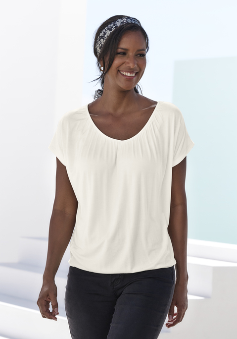 Bild: Kurzarmshirt von LASCANA: T-Shirt von Lascana. Rundhalsausschnitt mit Raffungen. Shirtsaum mit Gummizug. Lockere Passform. Weich fließender Jersey mit Viskose.