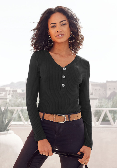 Bild: Langarmshirt von LASCANA: Langärmliges Shirt mit geradem Saum von Lascana. Mit aufgesetzter Knopfleiste und Knöpfen in Horn-Optik. Kombinationsstark zu Denim-Styles. Elastische Ripp-Qualität aus feiner Viskose.