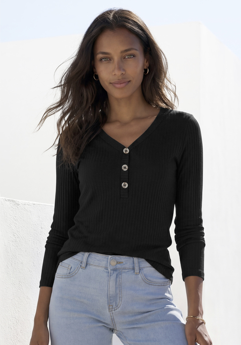 Bild: Langarmshirt von LASCANA: Langärmliges Shirt mit geradem Saum von Lascana. Mit aufgesetzter Knopfleiste und Knöpfen in Horn-Optik. Kombinationsstark zu Denim-Styles. Elastische Ripp-Qualität aus feiner Viskose.