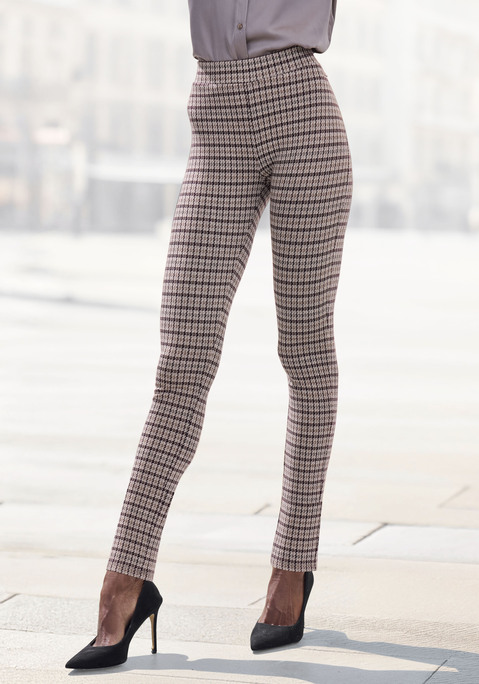 Bild: Leggings von LASCANA: Elegante Ankle-Leggings von Lascana mit Hahnentrittmuster und schmalem Bund. Kleines Emblem. Zwei Gesäßtaschen. Elastische Qualität.