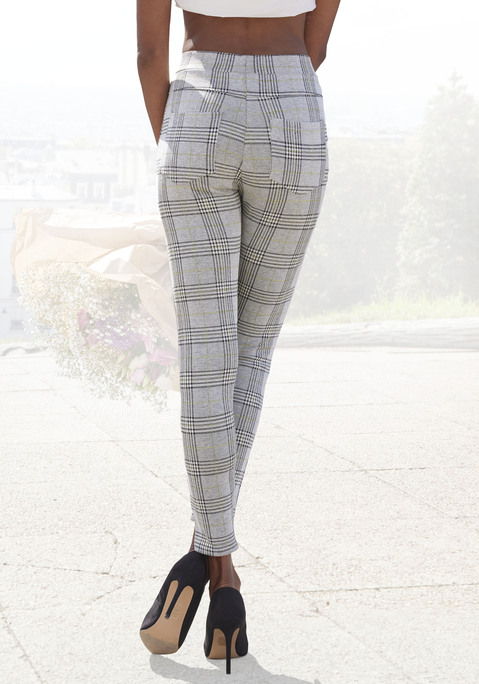 Bild: Leggings von LASCANA: Leggings von Lascana mit Komfortbund. Mit praktischen Gesäßtaschen. Anliegende Passform in Ankle-Länge. Weiche  Stretchqualität.