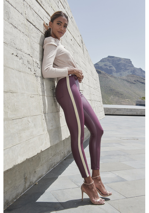 Leggings von LASCANA in rubinrot