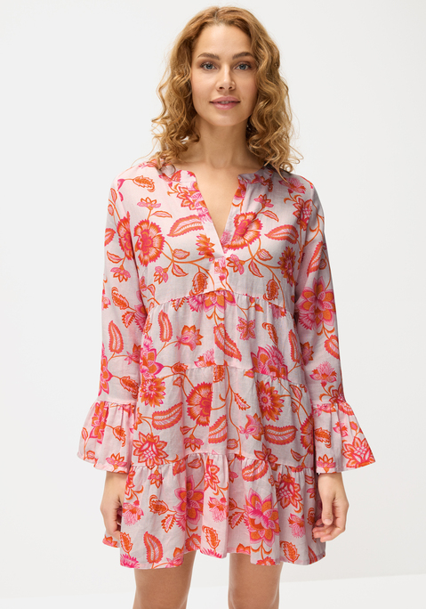 Bild: Longbluse von LASCANA: Hochwertige Longbluse von Lascana   mit Alloverprint, jedes Teil ein Unikat. Für eine gute Passform: Stehkragen mit Schlitz und Volants am Körper und Ärmelsaum. Ideal für lässige und stilvolle Outfits. Materialmix mit Leinenanteil.