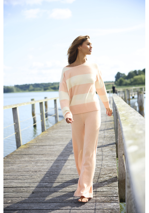 Bild: Loungehose von LASCANA: Strickhose von Lascana mit weitem Bein und elastischem Bund. Glatt gestrickte, weiche Qualität.