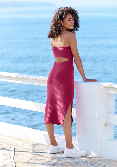 Bild: Midikleid von LASCANA: Midikleid in Bandeauform mit Gummizug am Ausschnitt. Seitlicher Gehschlitz und Cut-Out Detail am Rücken. Aus weichem Baumwolljersey.