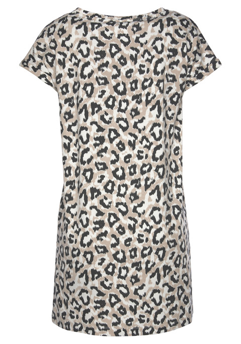Bild: Nachthemd von LASCANA: Bigshirt vom Lascana mit kurzen, angeschnittenen Ärmeln. In Minilänge. Obermaterial: 50% Baumwolle (unterstützt Cotton made in Africa)  , 50% Viskose