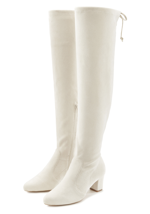 Bild: Overkneestiefel von LASCANA: Overknee-Stiefel aus stretchigem Material von LASCANA. Obermaterial aus Microfaser. Futter aus Textil. Decksohle aus Lederimitat. Laufsohle aus Synthetik. Absatzhöhe ca. 6 cm.