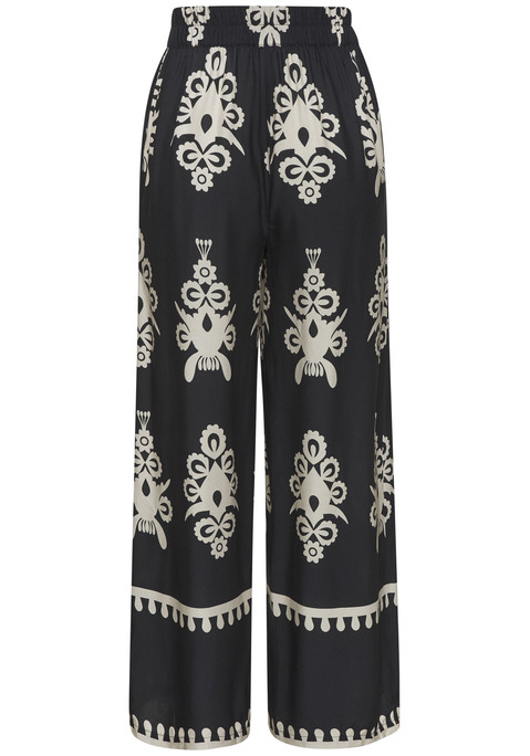 Bild: Palazzohose von LASCANA: Sommerliche Palazzohose von Lascana mit weiter Beinform und tollem Ethno-Print. Breiter Gummizugbund. Seitliche Eingrifftaschen. Alloverprint, jedes Teil ein Unikat. Super zu unifarbenen Oberteilen. Weiche Viskose-Qualität.
