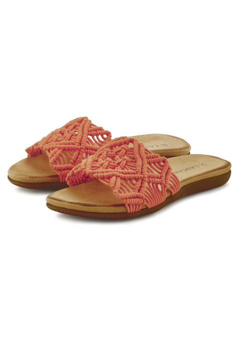 Bild: Pantolette von LASCANA: Pantolette VEGAN von LASCANA. Obermaterial und Futter aus Textil. Decksohle aus Microfaser. Laufsohle aus Synthetik.