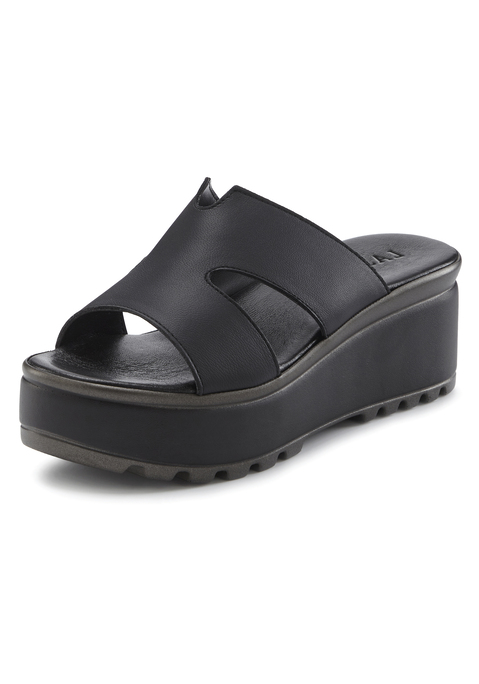 Bild: Pantolette von LASCANA: Modische Damen-Pantolette von Lascana. Mit komfortablem Keilabsatz. Ideal kombinierbar mit Kleidern und Röcken. Aus hochwertigem Leder.