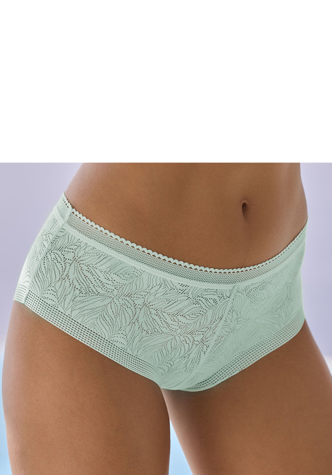 Bild: Panty von LASCANA: Feminine Panty mit edlem Ringaccessoire. Rundum aus extra flachem Material in blumiger Optik. Mit eingearbeitetem Baumwollzwickel. Passender BH aus der gleichen Serie erhältlich. Mit Liebe & Leidenschaft in Hamburg kreiert. Obermaterial: 81% Polyamid, 19% Elasthan.