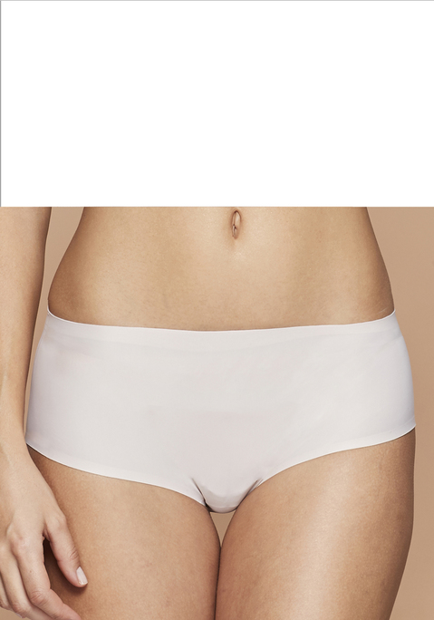 Bild: Panty von LASCANA: Panty. Extra flache Kanten, nicht zeichnet sich ab. Aus angenehm weichem Microtouch Material. Mit Baumwollzwickel. Passender BH aus gleicher Serie verfügbar. Aus 77% Polyamid, 23% Elasthan.