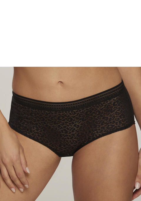 Bild: Panty von LASCANA: Modische Panty aus hübscher Spitze in Leo-Optik. Hübscher Bund im Streifen-Design. Mit eingearbeitetem Baumwollzwickel. Passender BH aus der gleichen Serie erhältlich. Mit Liebe & Leidenschaft in Hamburg kreiert. Obermaterial: 85% Polyamid, 15% Elasthan