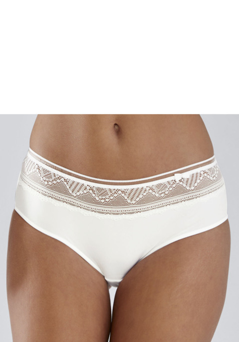Bild: Panty von LASCANA: Feminine Panty mit feiner Zierschleife in der vorderen Mitte. Mit Bund aus anteilig recycelter Spitze in blumiger Optik. Mit eingearbeitetem Baumwollzwickel. Passende BH's aus der gleichen Serie erhältlich. Mit Liebe & Leidenschaft in Hamburg kreiert. Spitze aus 56% Polyamid recycelt, 27% Polyamid, 17% Elasthan, Microtouch aus 83% Polyamid recycelt, 17% Elasthan