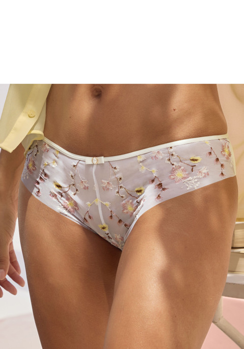 Bild: Panty von LASCANA: Verspielte Panty mit hübscher Zierschleife und Accessoire in der vorderen Mitte. Leicht transparent mit hübscher Blumen-Stickereispitze. Verführerisches Cut-Out und dezentem Accessoire in der hinteren Mitte. Mit eingearbeitetem Baumwollzwickel. Mit Liebe & Leidenschaft in Hamburg kreiert. Transparente Unterwäsche. Verführerische Dessous. Aus 90% Polyamid, 10% Elasthan.