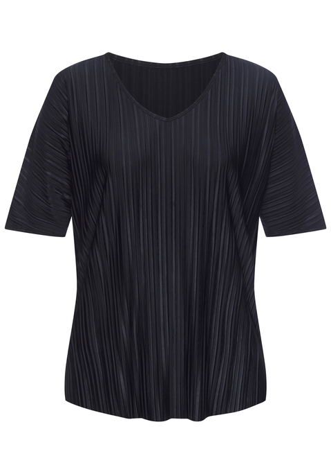 Bild: Plisseeshirt von LASCANA: Unifarbenes Shirt von Lascana aus schimmernder Jerseyware mit feinen Plisseefalten, V-Ausschnitt und kurzen Fledermausärmeln. Hüftbedeckende Länge, figurumspielende Passform. Vielseitig kombinierbar. Angenehmer, fließender Materialmix.