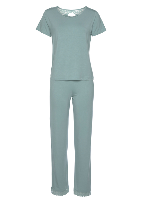 Bild: Pyjama von LASCANA: Pyjama von Lascana. T-Shirt mit Rundhalsausschnitt und Spitzeneinsatz und Cut-Out am Rücken. Lange Hose mit hoher Taille, Zierschleife und Spitzeneinsätzen an den Säumen. Bequeme Passform. Weiche Single-Jersey-Qualität aus Baumwoll-Viskosemix.
