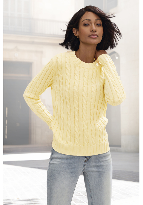 Bild: Rundhalspullover von LASCANA: Unifarbener Zopfpullover von Lascana mit Rundhalsausschnitt und langen Ärmeln. Klassisches Zopfmuster. Gerade, figurumspielende Passform mit hüftlangem Schnitt. Rippbündchen an Ärmeln und Saum. Vielseitig kombinierbar – ideal für Frühling, Herbst oder kühle Sommerabende. Weiche Strickqualität.