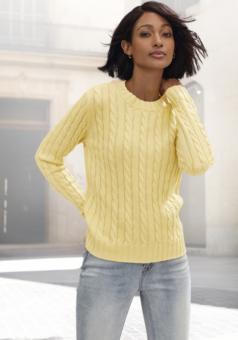 Bild: Rundhalspullover von LASCANA: Unifarbener Zopfpullover von Lascana mit Rundhalsausschnitt und langen Ärmeln. Klassisches Zopfmuster. Gerade, figurumspielende Passform mit hüftlangem Schnitt. Rippbündchen an Ärmeln und Saum. Vielseitig kombinierbar – ideal für Frühling, Herbst oder kühle Sommerabende. Weiche Strickqualität.