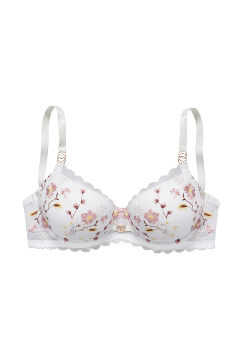 Bild: Schalen-BH von LASCANA: Verspielter Schalen-BH mit Bügel und dezenten Accessoires an Träger und vorne mittig. Leicht wattierte Cups mit zarter Blumen-Stickereispitze überzogen. Rücken aus trageangenehmen Microtouch-Material. Individuell verstellbare Träger sowie Rückenverschluss. Mit Liebe & Leidenschaft in Hamburg kreiert. Reizwäsche. Verführerische Dessous. Spitzen-Dessous. Romantische Dessous. Verspielte Dessous. Aus 88% Polyamid, 12% Elasthan.