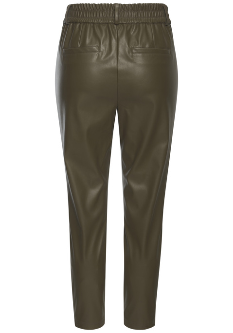 Bild: Schlupfhose von LASCANA: Leicht glänzende Joggpants von Lascana. Gummizugbund mit glatter Vorderseite und Tunnelzug seitlich. Schmal zulaufende Beine. Praktische Eingrifftaschen. Vielseitig kombinierbar. Leicht glänzende Lederimitatqualität.