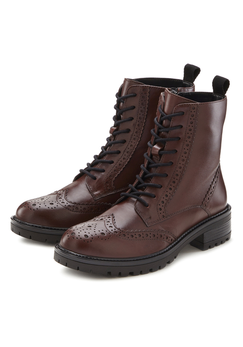 Bild: Schnürboots von LASCANA: Schnürboots aus Leder von LASCANA. Obermaterial aus Schafsleder. Futter aus Textil und Lederimitat. Decksohle und Laufsohle aus Synthetik.