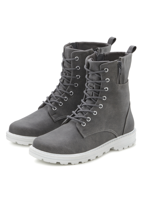 Bild: Schnürstiefelette von LASCANA: Stiefelette VEGAN von LASCANA. Obermaterial aus Baumwolle/Canvas. Futter und Decksohle aus Textil. Laufsohle aus Synthetik.