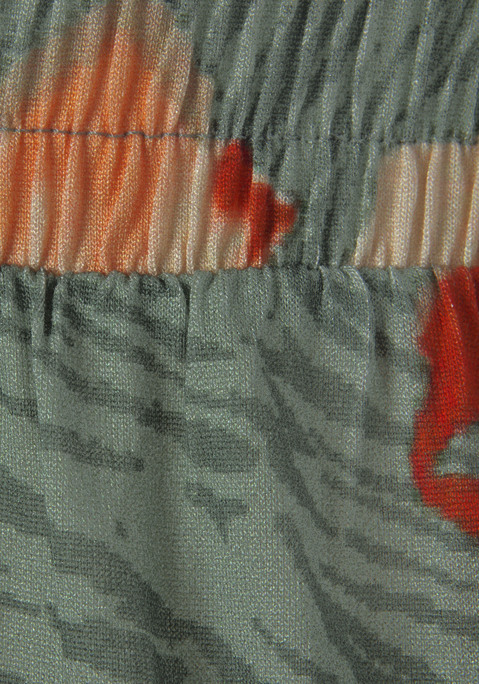 Bild: Shorts von LASCANA: Lässig geschnittene Shorts von Lascana mit Allovermuster – jedes Teil ein Unikat. Fixiertes Bindeband vorn. Mit Seitentaschen. Toll für den Sommer. Angenehm weiche Viskose.