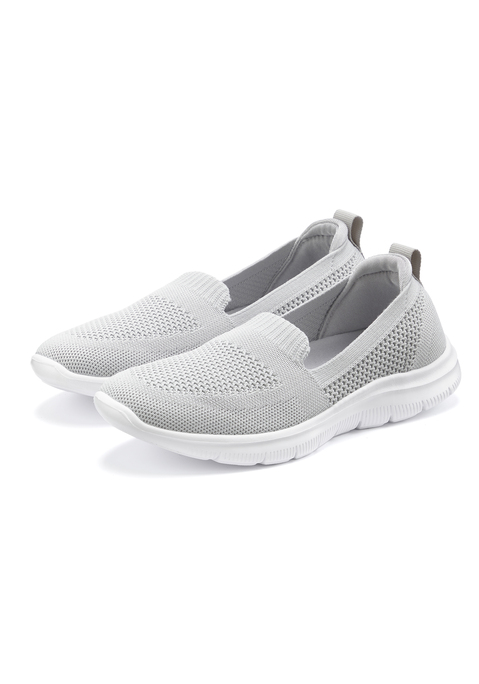 Bild: Slipper von LASCANA: Slipper VEGAN von LASCANA. Mit herausnehmbarer Innensohle. Für lose Einlagen geeignet. Obermaterial, Futter und Decksohle aus Textil. Laufsohle aus Synthetik.