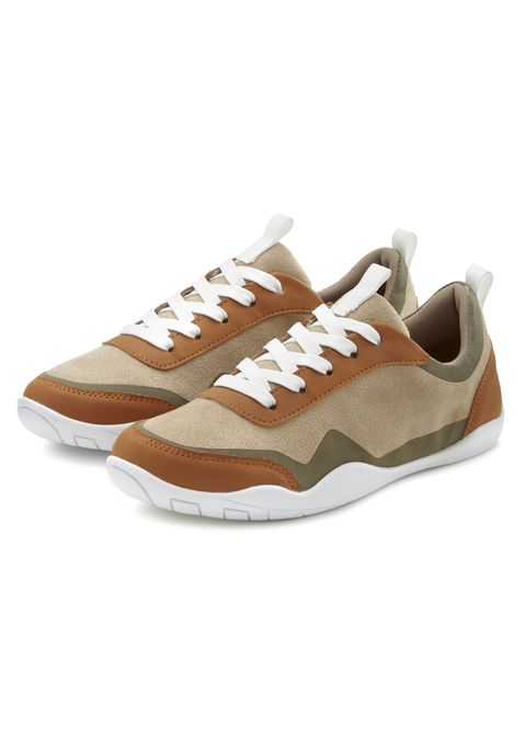 Bild: Sneaker von LASCANA: Sneaker mit ultraflacher und flexibler Sohle VEGAN von LASCANA. Obermaterial aus Lederimitat und Microfaser. Futter und Decksohle aus Microfaser. Laufsohle aus Synthetik.