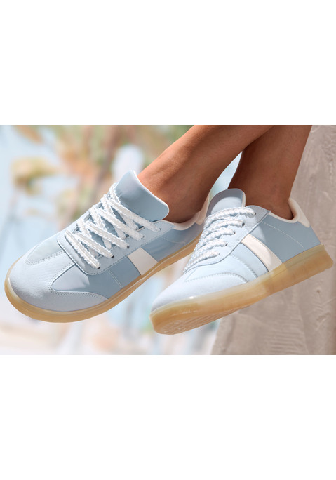 Bild: Sneaker von LASCANA: Sportliche Sneaker von Lascana. Schnürung. Gepolsterter Einstieg. Mit herausnehmbarer Innensohle, für lose Einlagen geeignet. Ein idealer Begleiter für sportive Aktivitäten oder andere Freizeitunternehmungen. Obermaterial aus Textil und Lederimitat. Futter und Decksohle aus Textil. Laufsohle aus Synthetik.