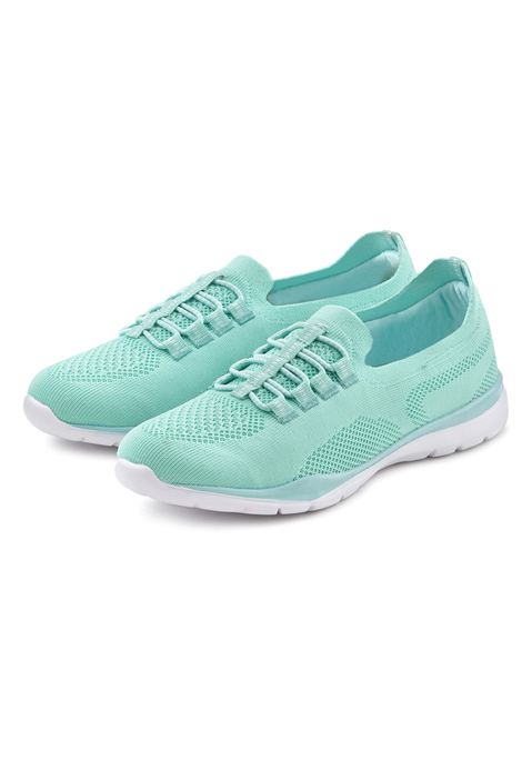 Bild: Sneaker von LASCANA: Slipper VEGAN von LASCANA. Obermaterial, Futter und Decksohle aus Textil. Laufsohle aus Synthetik.