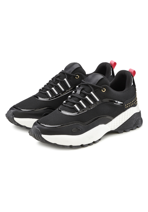 Sneaker von LASCANA in schwarz