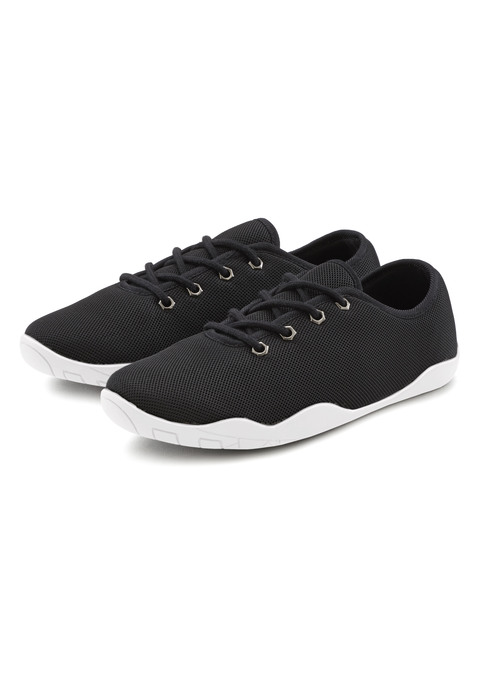 Bild: Sneaker von LASCANA: Sneaker mit ultraflexibler und leichter Sohle von LASCANA. Obermaterial aus Mesh. Decksohle aus Textil. Laufsohle aus Synthetik.