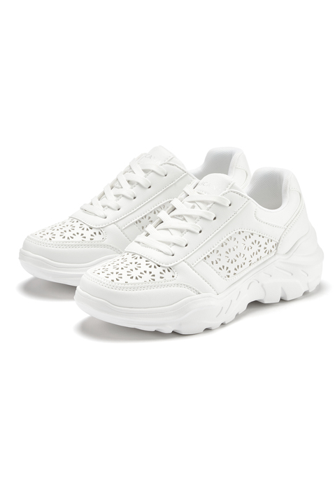 Bild: Sneaker von LASCANA: Sneaker mit kleinen Cut-Outs VEGAN von LASCANA. Obermaterial aus Lederimitat. Futter und Decksohle aus Textil. Laufsohle aus Synthetik.