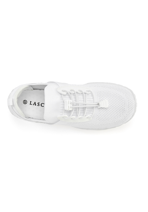 Bild: Sneaker von LASCANA: Sneaker mit ultraleichter und flexibler Sohle VEGAN von LASCANA. Obermaterial aus Lederimitat und Textil. Futter und Decksohle aus Textil. Laufsohle aus Synthetik.