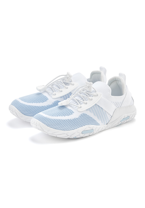 Bild: Sneaker von LASCANA: Sneaker mit ultraleichter und flexibler Sohle VEGAN von LASCANA. Obermaterial aus Lederimitat und Textil. Futter und Decksohle aus Textil. Laufsohle aus Synthetik.