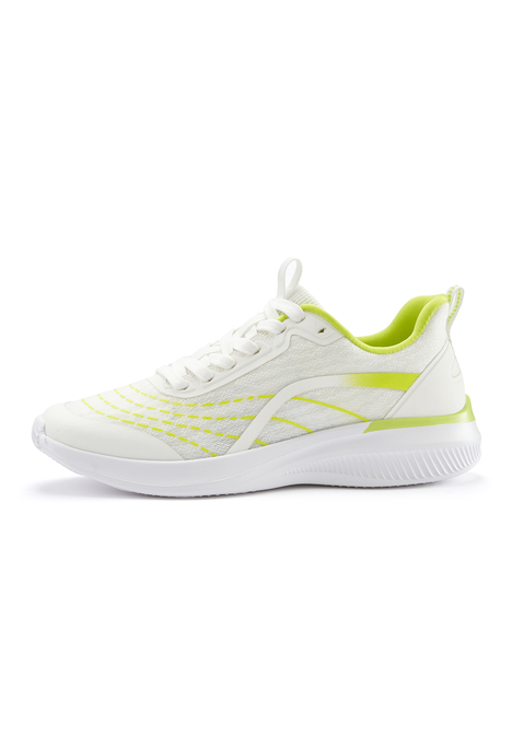 Bild: Sneaker von LASCANA: Sportliche Sneaker von Lascana. Besonders leicht und flexibel. Schnürung. Zuglaschen an Ferse und Zunge. Mit herausnehmbarer Innensohle, für lose Einlagen geeignet. Obermaterial, Futter und Decksohle aus Textil. Laufsohle aus Synthetik.