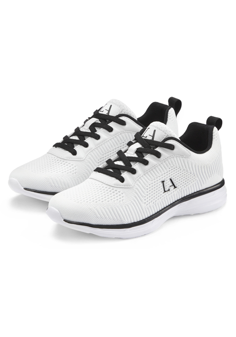 Bild: Sneaker von LASCANA: Sneaker im sportiven Look VEGAN von LASCANA. Obermaterial aus Textil und Lederimitat. Futter und Decksohle aus Textil. Laufsohle aus Synthetik.