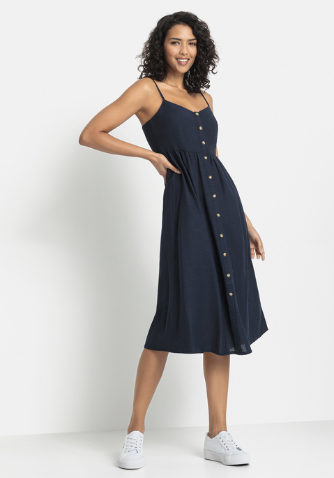 Bild: Sommerkleid von LASCANA: Kleid von Lascana mit Zierknopfleiste vorn. Verstellbare Spaghettiträger. Smokeinsatz im Rücken. Rockteil in aktueller Midi-Länge bis zur Wade. Rocklänge ca. 82 cm. Leichte uns softe Qualität aus 58% Viskose, 28% Baumwolle (unterstützt Cotton made in Africa), 14% Leinen.