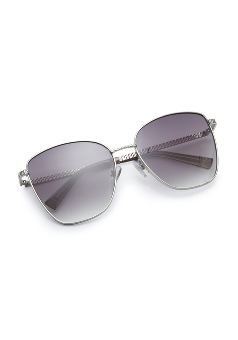 Bild: Sonnenbrille von LASCANA: Modische Sonnenbrille von Lascana im Schmetterlingsdesign. Besonderheit: der Farbverlauf der getönten Gläser. Mit 100% UV-Schutz ausgestattet. Passt perfekt zur Casualmode oder als stylisches Accessoire für Festivals.