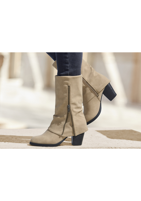 Bild: Stiefel von LASCANA: VEGAN. Absatzhöhe ca. 7 cm. Obermaterial aus Lederimitat. Futter und Decksohle aus Textil. Laufsohle aus Synthetik.