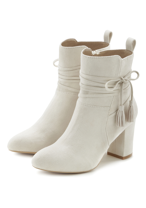 Bild: Stiefelette von LASCANA: Stiefelette von LASCANA. Absatzhöhe ca. 8 cm. Obermaterial aus Microfaser. Futter aus Textil. Decksohle aus Lederimitat. Laufsohle aus Synthetik.