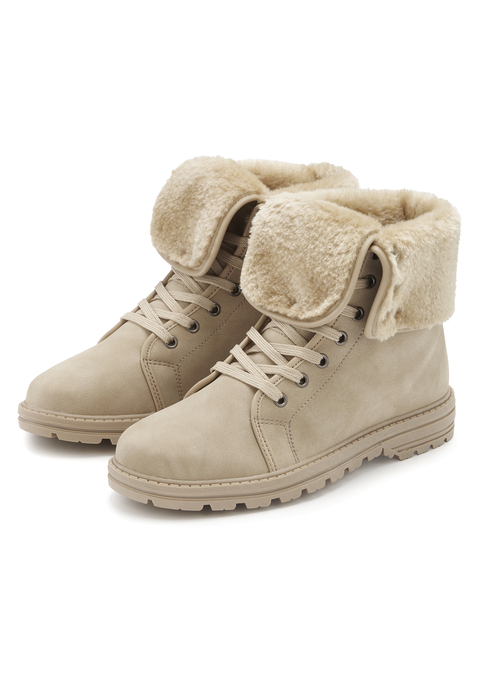 Bild: Stiefelette von LASCANA: VEGAN. Obermaterial aus Lederimitat. Futter und Decksohle aus Textil. Laufsohle aus Synthetik.