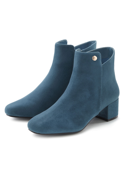 Bild: Stiefelette von LASCANA: Stiefelette VEGAN von LASCANA. Absatzhöhe ca. 5 cm. Obermaterial aus Microfaser. Futter und Decksohle aus Textil. Laufsohle aus Synthetik.