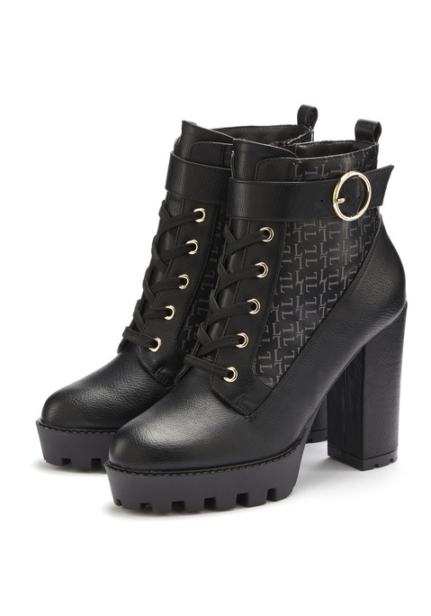 Bild: Stiefelette von LASCANA: Stiefelette mit Blockabsatz VEGAN von LASCANA. Absatzhöhe ca. 11 cm. Obermaterial aus Lederimitat. Futter aus Textil. Decksohle aus Lederimitat. Laufsohle aus Synthetik.