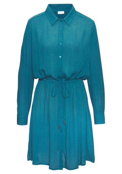Bild: Strandkleid von LASCANA: Hemdblusenkleid von Lascana. Durchgehende Knopfleiste vorne. Lange Ärmel mit Manschette. Variabler Tunnelzug in der Taille. Kniefrei. In leichter Crepe-Qualität.