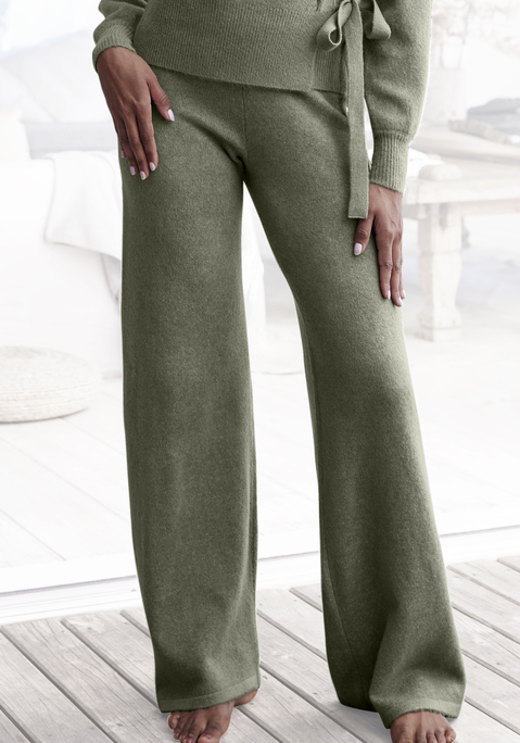Bild: Strickhose von LASCANA: Bequeme Strickhose von Lascana mit weitem Bein. Breites Tunnelzugbündchen. Vielseitig zu kombinieren. Kuschelig weiche Strickqualität.