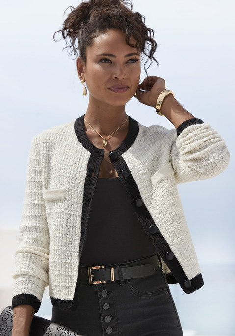 Bild: Strickjacke von LASCANA: Strickjacke von Lascana mit hoch geschlossenem Rundhals. Farblich abgesetzte Abschlüsse. Verschlussleiste mit Knöpfen in matter Optik. Mit Ziertaschen. Normale Passform. Pflegeleichte Strickqualität mit Baumwolle.