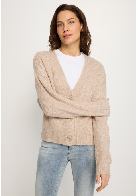 Bild: Strickjacke von LASCANA: Kombistarke Strickjacke von Lascana. Kurzer Schnitt mit markant gerippten Bündchen. Tiefer V-Ausschnitt und Knopfleiste. Überschnittene Schultern und lange Ärmel. Für einen entspannten Casual Look. Kuschelige Strickqualität.